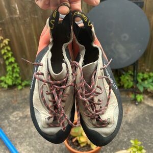 La Sportiva Women’s Finale Climbing Shoe